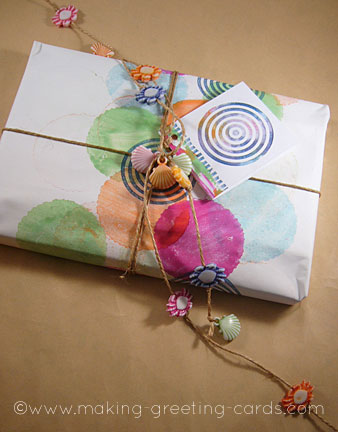 For example for baby gift wrapping you just have to use baby images from